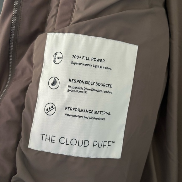 Aritzia coat - Picture 7 of 7